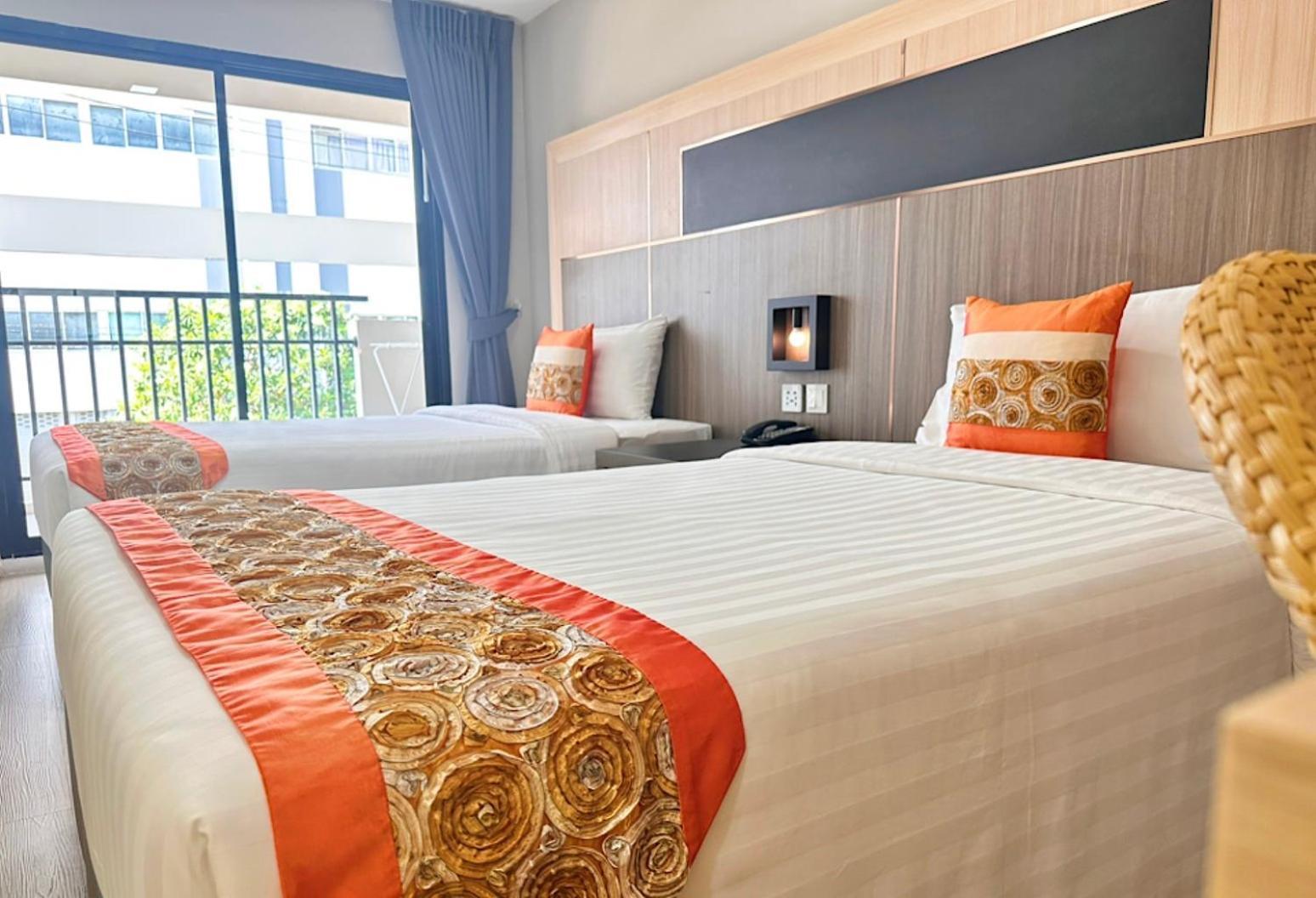 O2 Luxury Hotel Bang Phli Buitenkant foto