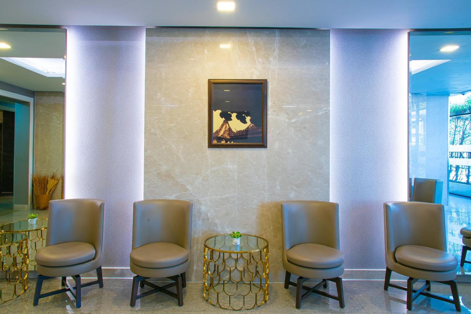 O2 Luxury Hotel Bang Phli Buitenkant foto