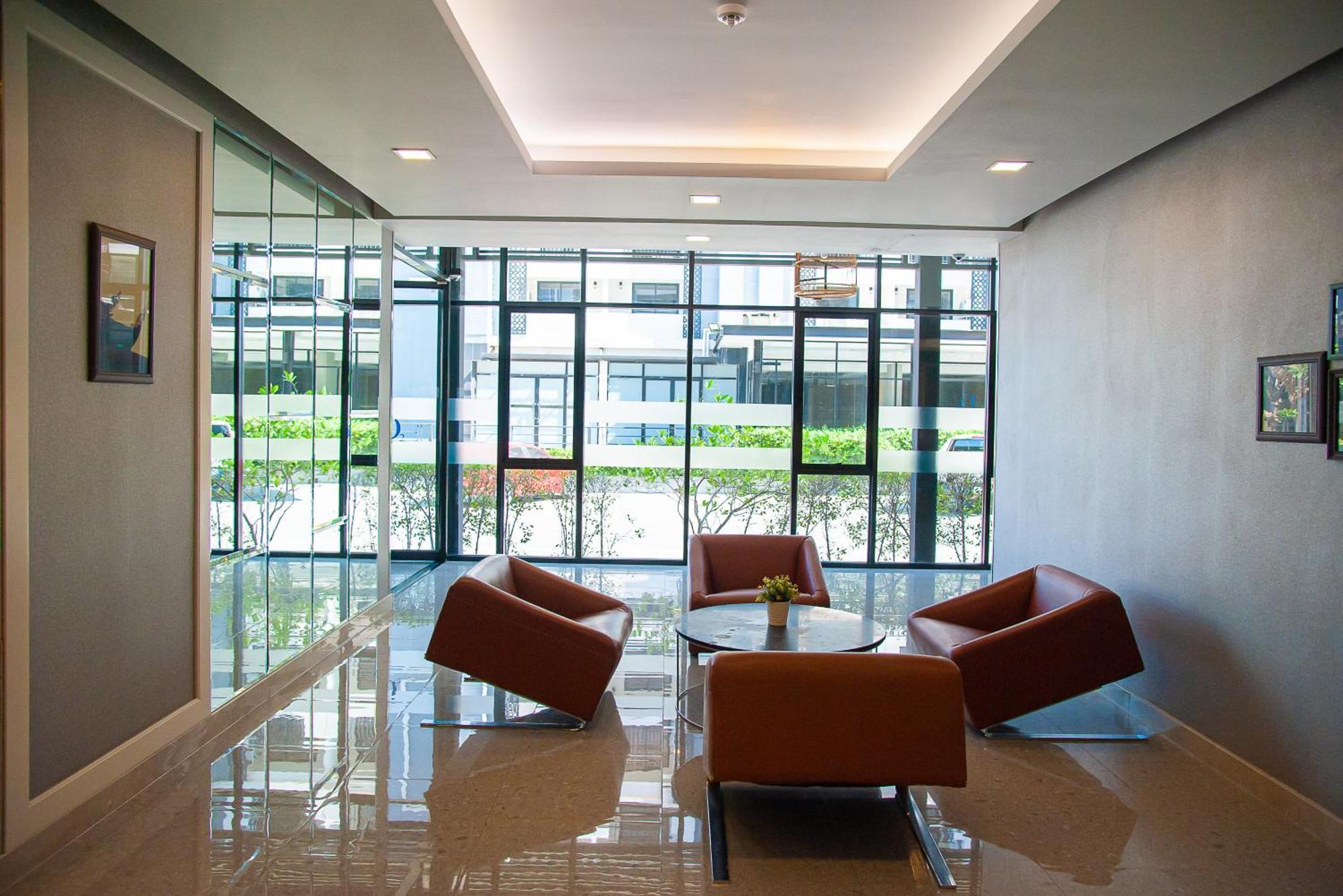 O2 Luxury Hotel Bang Phli Buitenkant foto